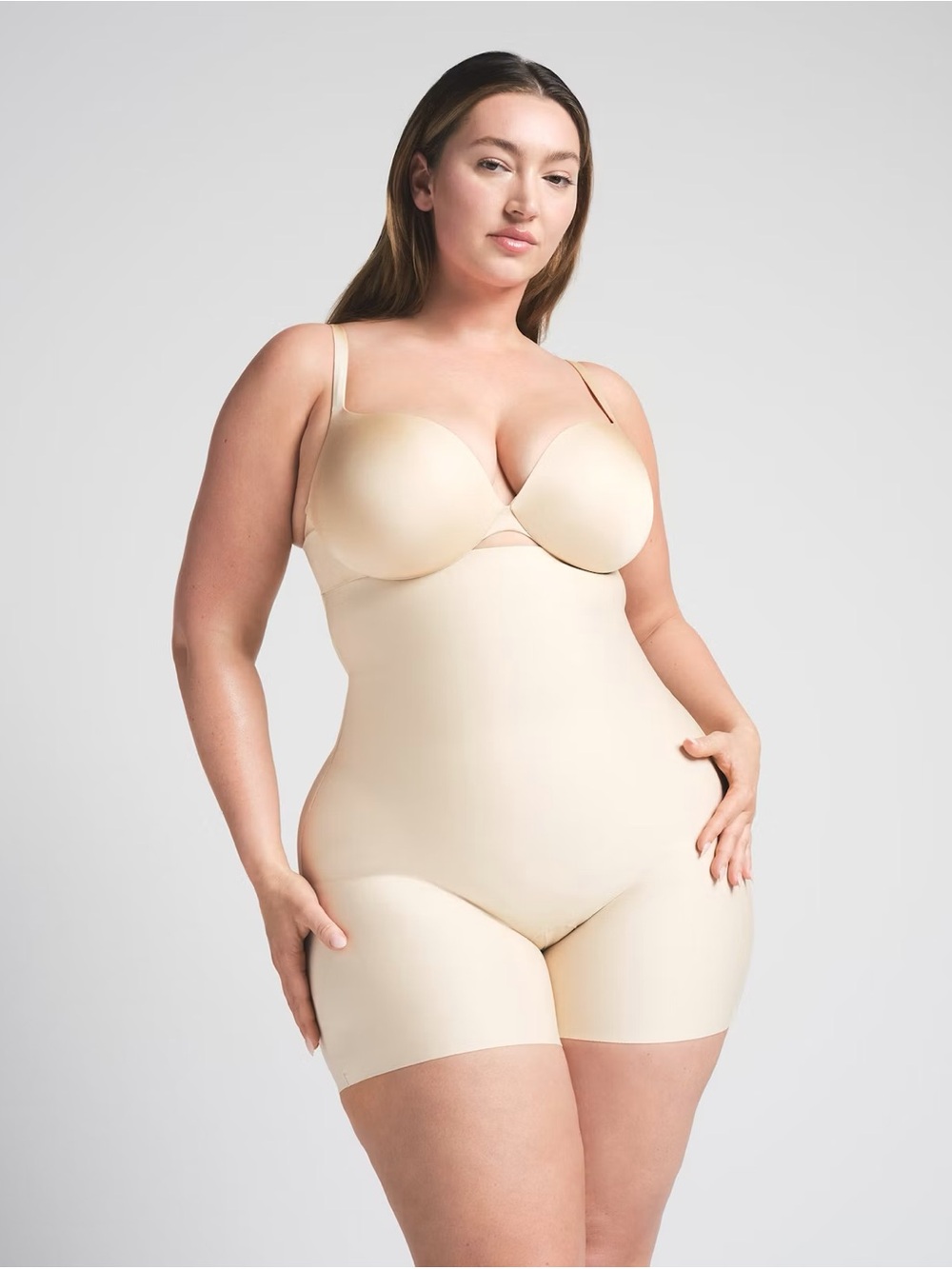 NWOT Skims Body Core Sculpt High Waisted Short Sand Small